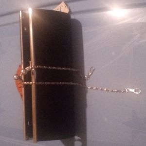 Black Clutch